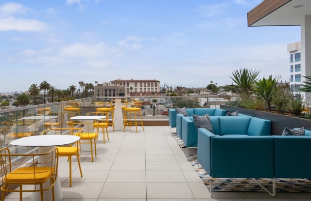 550 Harborfront Gallery 4