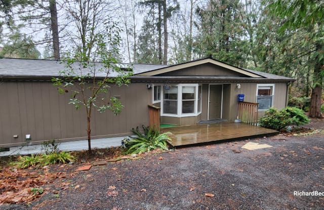 91 E Hillside Dr - 91 East Hillside Drive, Mason County, WA 98528