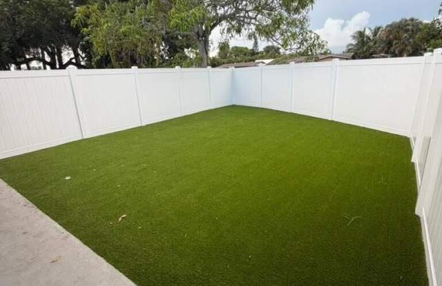 3990 SW 51st Street - 3990 Southwest 51st Street, Dania Beach, FL 33314 3990 SW 51st Street - 3990 Southwest 51st Street, Dania Beach, FL 33314