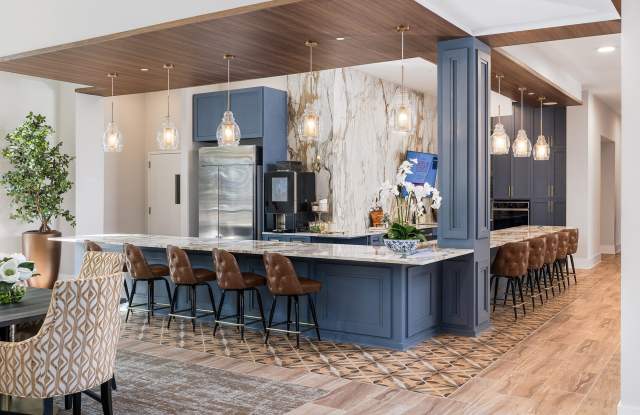 Album Huntersville 55+ Active Adult Apartment Homes Gallery 3