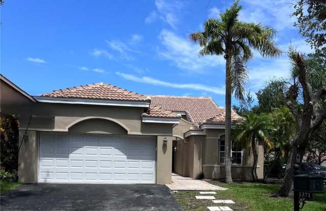 1371 Bayview Circle photos photos 1371 Bayview Circle photos photos