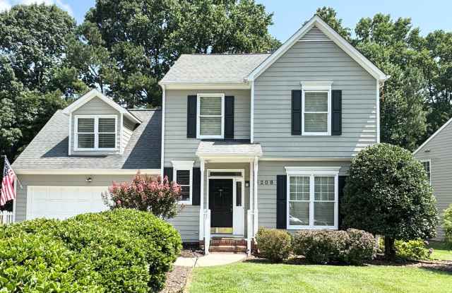 4 Bedroom On Quiet Cul-De-Sac in Adams Farm - Lawn Care Included! - 5208 Autumn Woods Drive, Greensboro, NC 27407