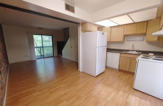 2 Bed/1 Bath overlooking Iuka Ravine photos photos