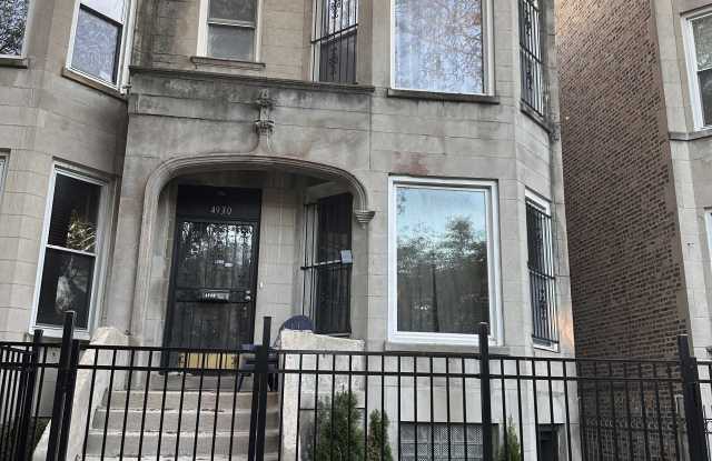 4930 S St Lawrence Ave photos photos