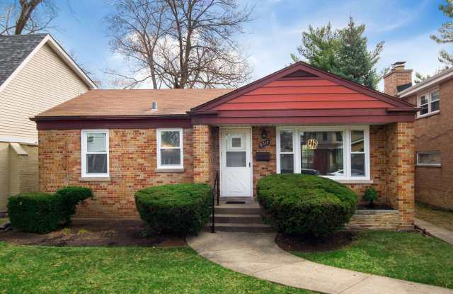 8727 Hamlin Avenue photos photos