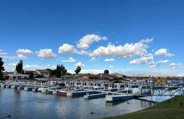 Lakeside Living Awaits: Beautifully Remodeled 3-Bedroom Rental in Spring Valley Lake! Gallery 2
