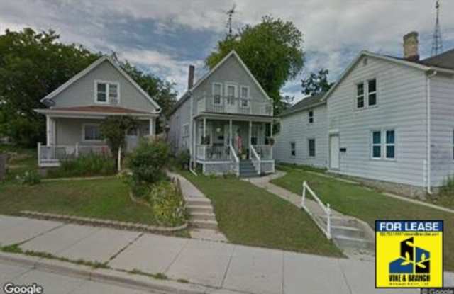 1005 North Water Street - 1005 North Water Street, Sheboygan, WI 53081 1005 North Water Street - 1005 North Water Street, Sheboygan, WI 53081