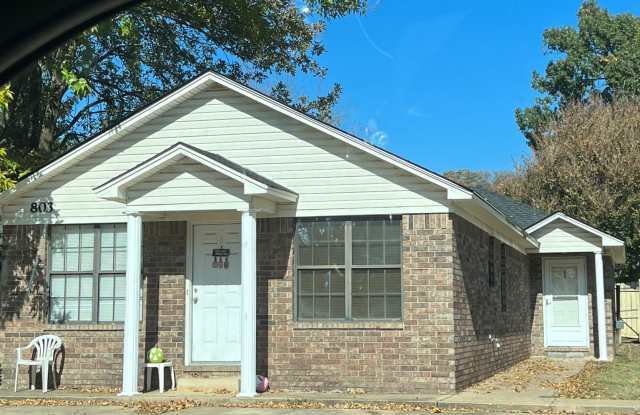 803 East N St. photos photos