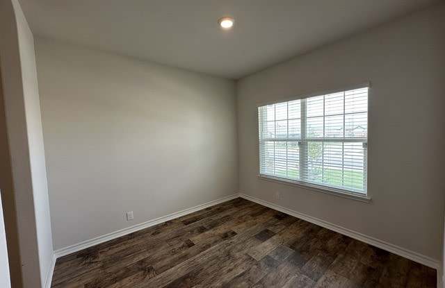 6703 HOFFMAN PLN Gallery 3