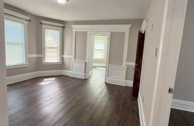 370 Maple Avenue photos photos