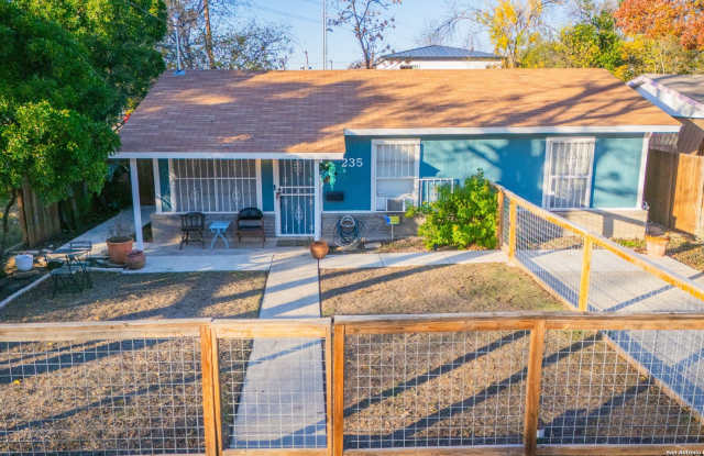 235 Odell photos photos 235 Odell photos photos