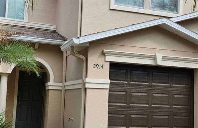 2914 ROYAL TUSCAN Lane Gallery 2