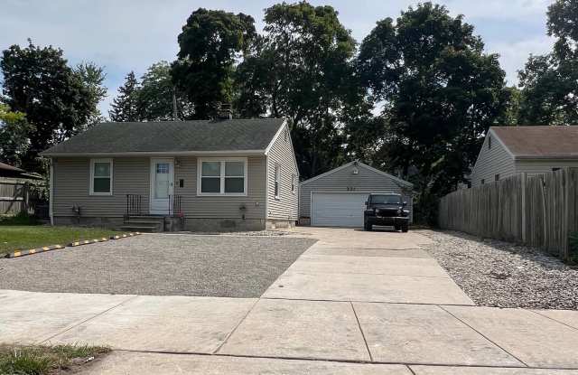 331 W. Saginaw St. photos photos