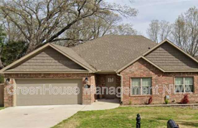 28 Mills Dr Gallery 1