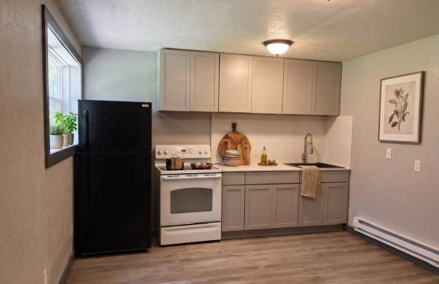 709 W 3rd St photos photos 709 W 3rd St photos photos