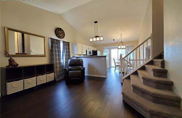 5225 Almont Avenue Gallery 3