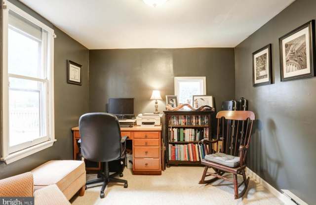 1139 Main Street - 1 Gallery 3