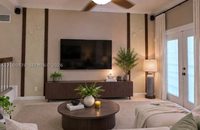 2536 Riverside Dr Gallery 3