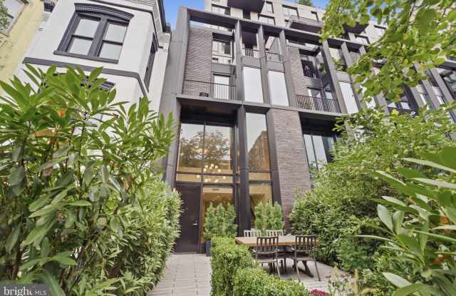 1328 8TH Street NW Gallery 3