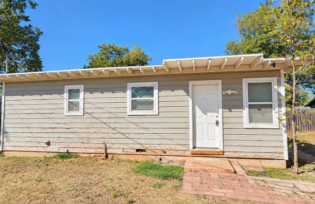 COMPLETELY UPDATED 1 bed, 1 bath! Gallery 1