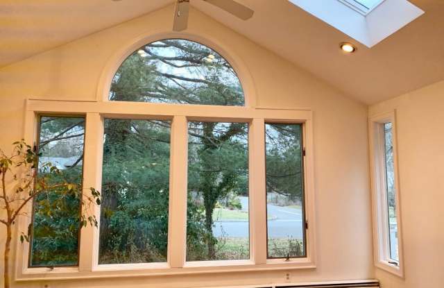 67 LONGVIEW DRIVE Gallery 2