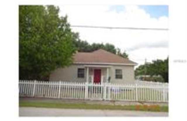 400 Avenue D SE photos photos