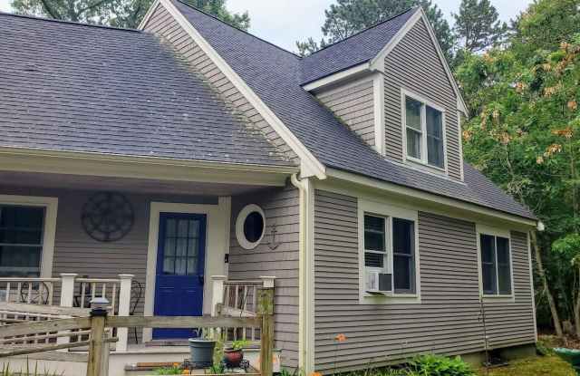 185 Monhegan Road photos photos
