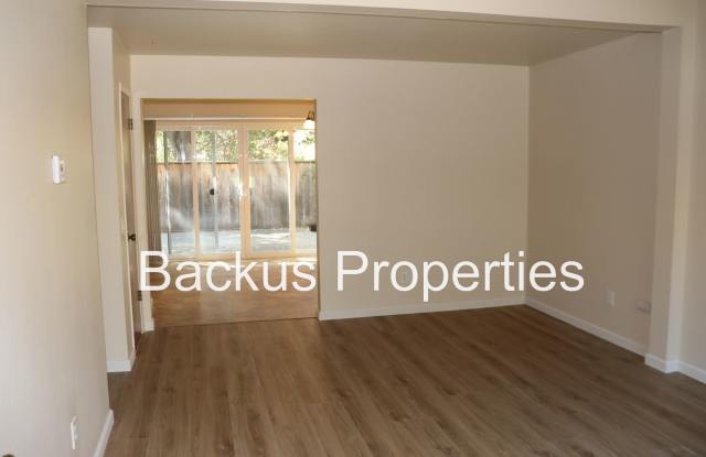 Wonderful condo in great location Gallery 4