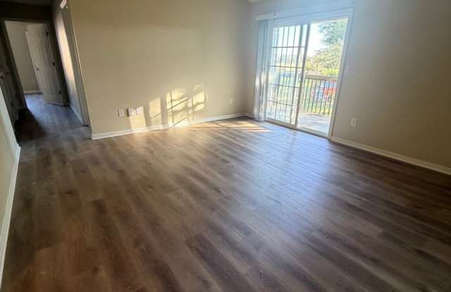 The Hill - 3 bed 2 bath Gallery 3