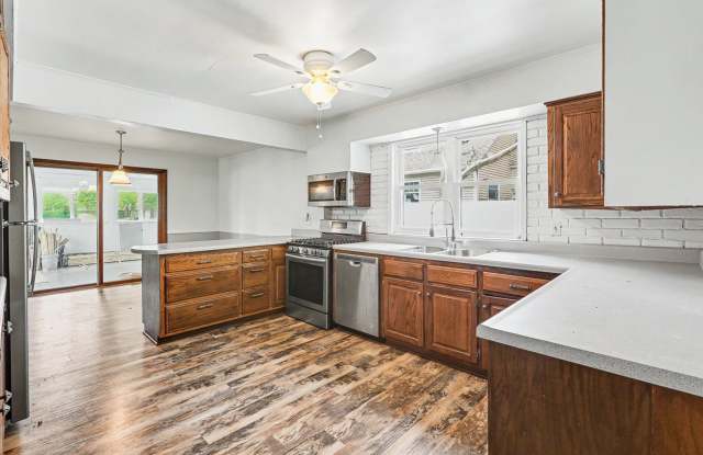 For Rent – 4 Bed 2 Bath Home photos photos For Rent – 4 Bed 2 Bath Home photos photos
