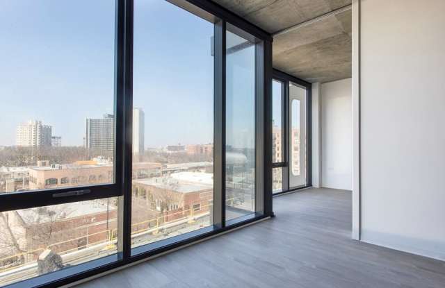 2217 S Wabash Ave photos photos