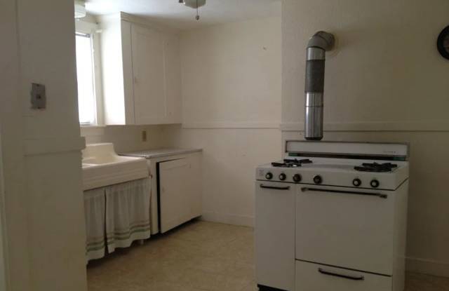 100 Howe St - 100 Howe Street, Marlborough, MA 01752