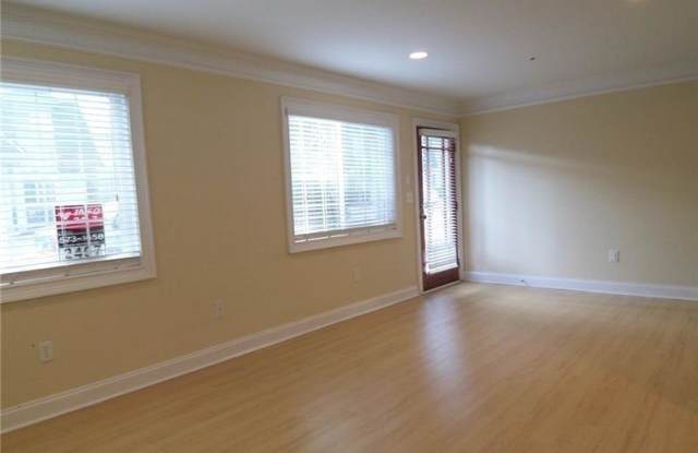 110 Rondak Circle SE Gallery 2