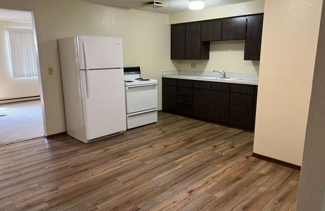 Pinewood Apartments photos photos