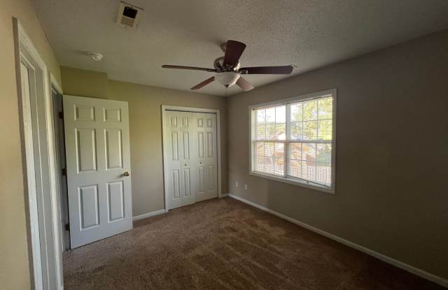 Lovely 2 bedroom 2.5 bathroom townhouse . Located at the end of a Cul-de-sac, with a fenced in back yard located in the Brynnwood Town homes. Centrally located, close to area bases, shopping, restaurants, beaches, and city bus stop. A real gem. Gallery 4
