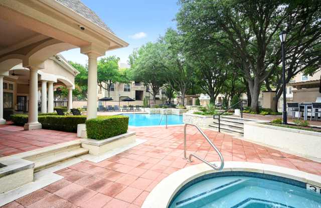 St. Moritz Apartments Gallery 4
