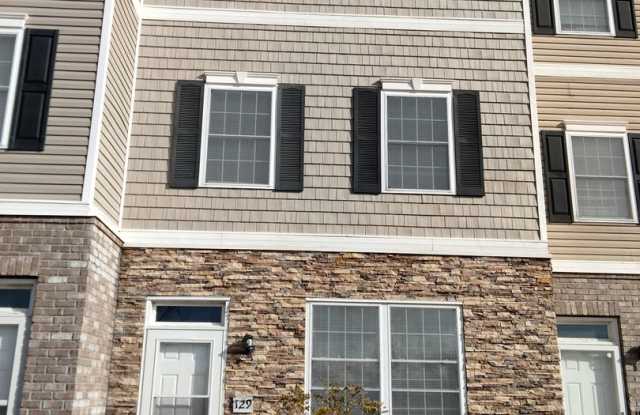 FOR RENT - 129 Davila Street, Hinesville, GA 31313