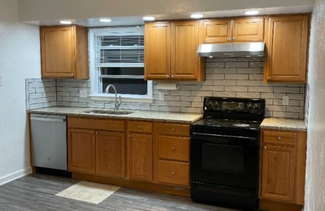 1210 West King St 1W - 1210 W King St, West York, PA 17404