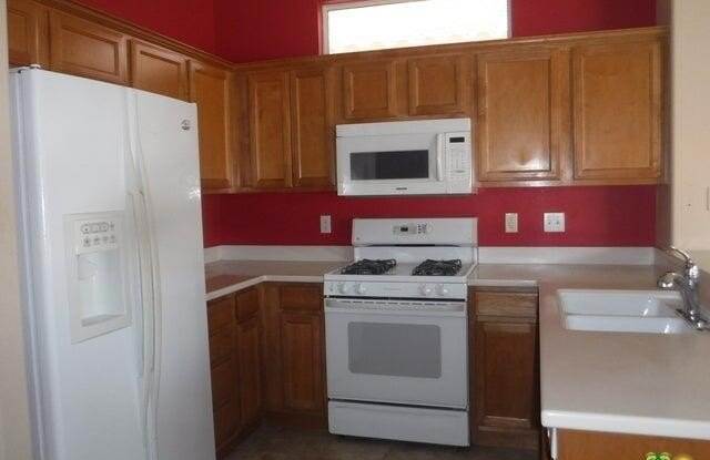 78648 Iron Bark Drive Gallery 3