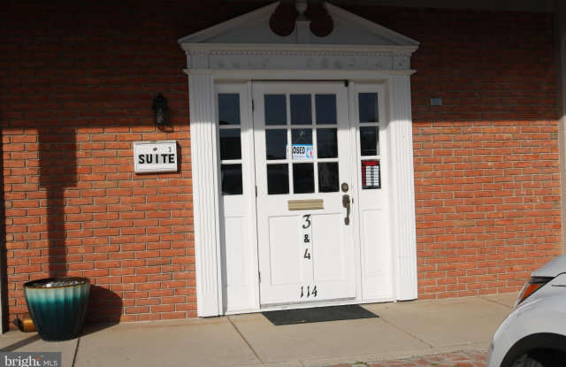 114 WALNUT STREET unit: Suite 3 photos photos