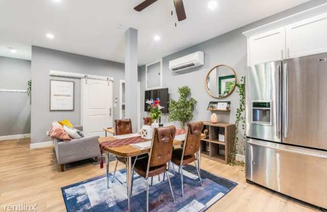 5102 Willow Lane NW Gallery 2