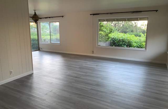 1376 Murchison DR Gallery 4