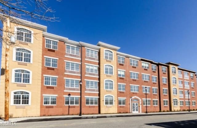 21 Lakeside Ave 108 - 21 Lakeside Ave, Pompton Lakes, NJ 07442