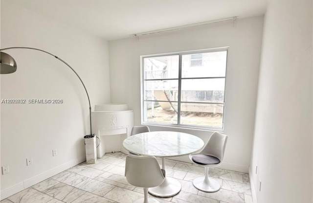 922 Jefferson Ave photos photos