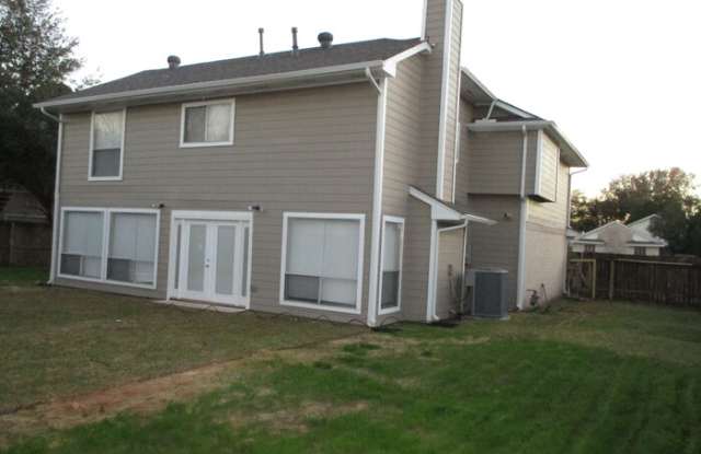 16014 Sierra Vista Drive Gallery 3