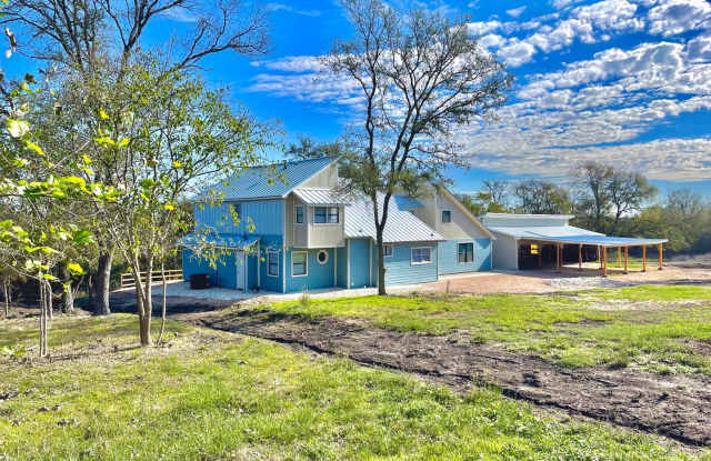 House on 5 Acres East of Austin! photos photos