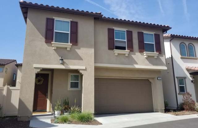 235 West Ridgewood Street - 1 photos photos