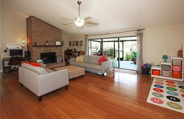 2006 E TIMBERLANE DRIVE Gallery 3