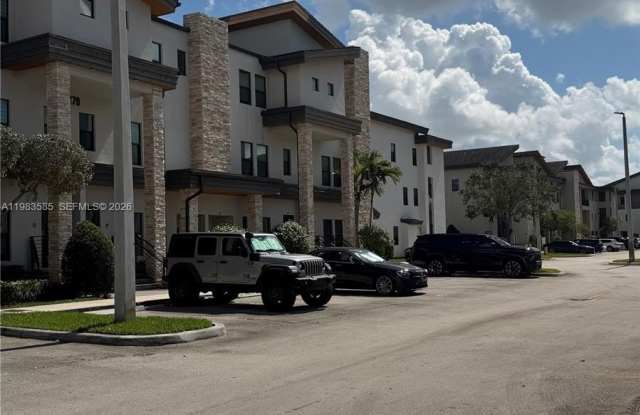 10479 NW 82nd St photos photos 10479 NW 82nd St photos photos