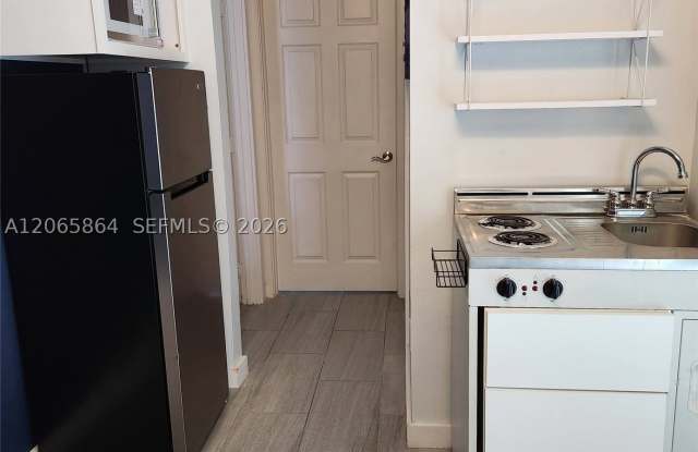 14307 SW 159th Ter Gallery 4